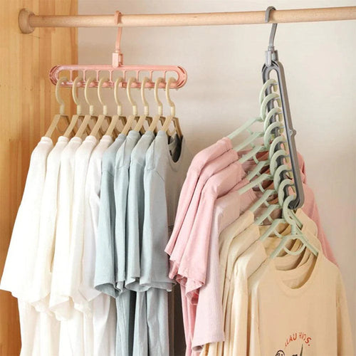 Space-Saving Magic Hanger